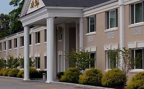 Arbor Ridge Hotel